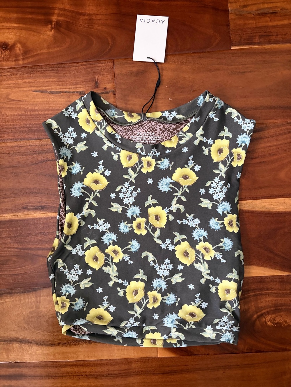 Acacia Swimwear Costa Top in Citrine size Small NWT